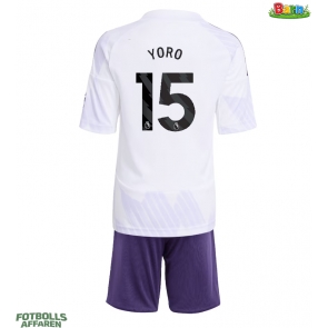 Manchester United Leny Yoro #15 Bortaställ Barn 2025-26 Kortärmad (+ Korta byxor)